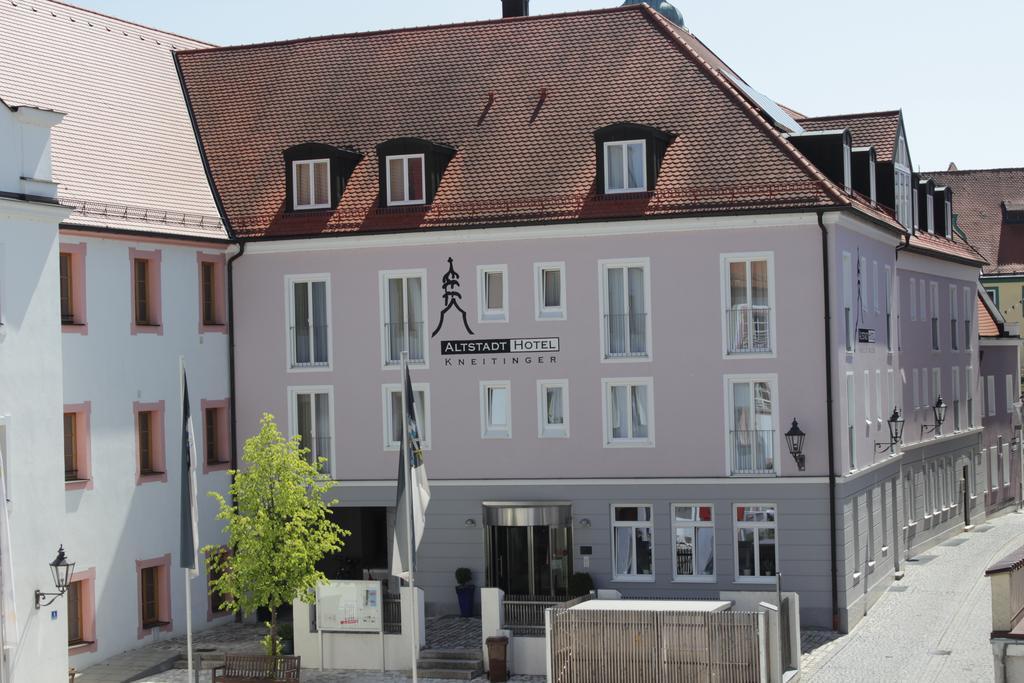 Altstadthotel Kneitinger, Abensberg Eksteriør bilde